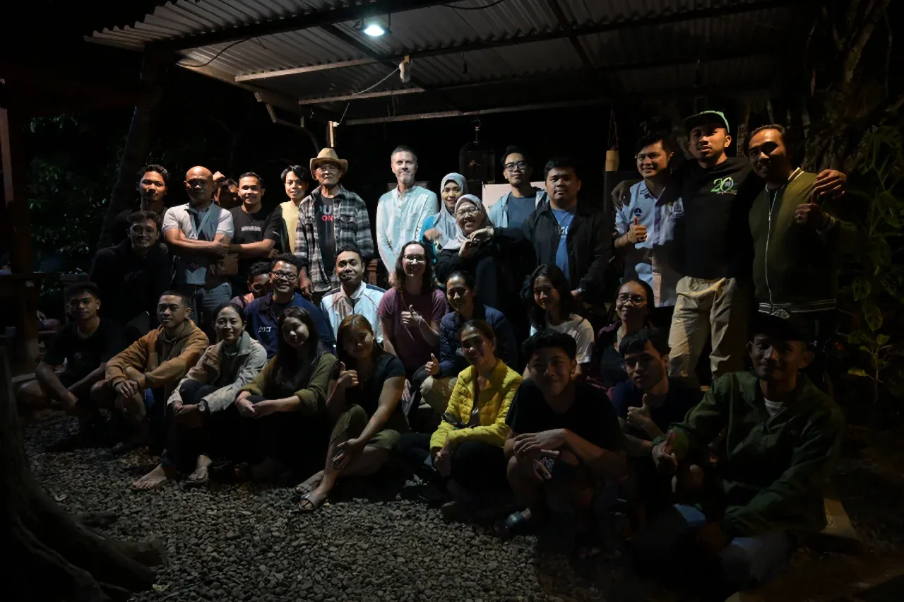 Photo bersama peserta jurnalis trip, WGII, RRI, Yayasan Wisnu dan Masyarakat Adat Dalam Tamblingan